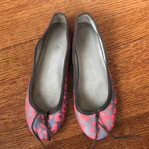Gap cheetah flats